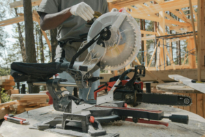 Constuction saw