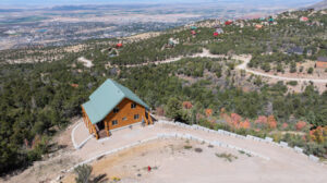 Custom cabin home in Cedar.